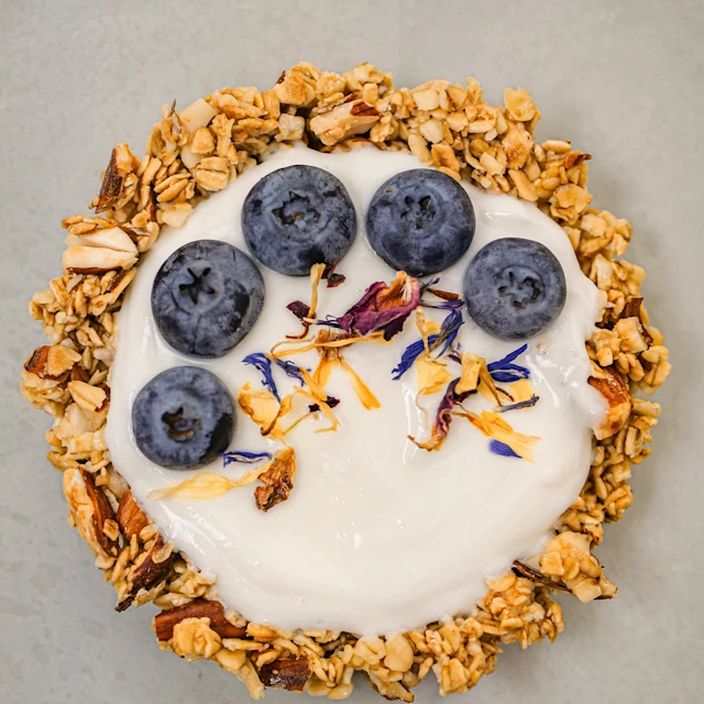 Tartelette granola aux dattes et aux figues