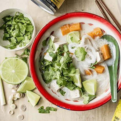 soupe tom kha asiatique