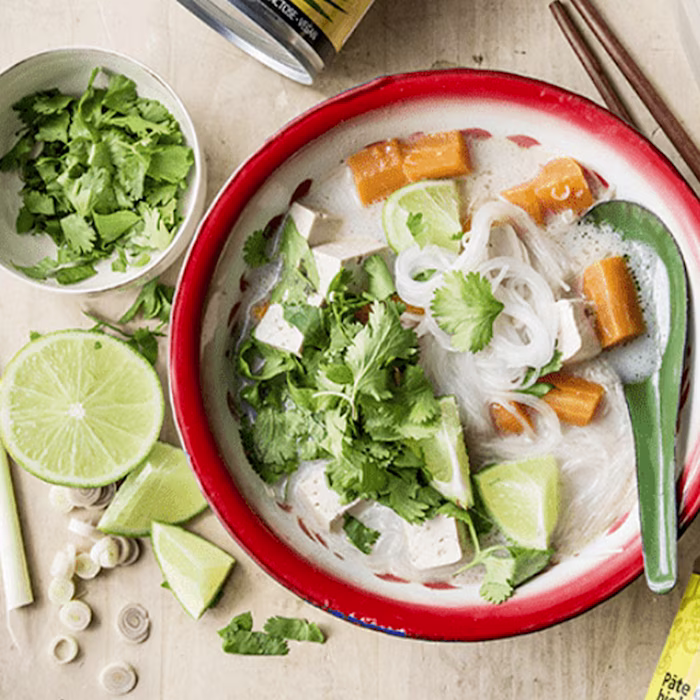 soupe tom kha asiatique