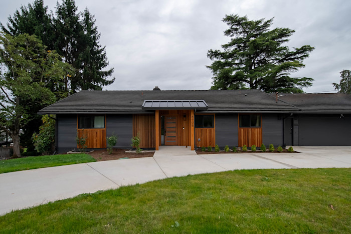 Mid-Century Ranch Exterior Refresh in Vancouver, WA Video Testimonial