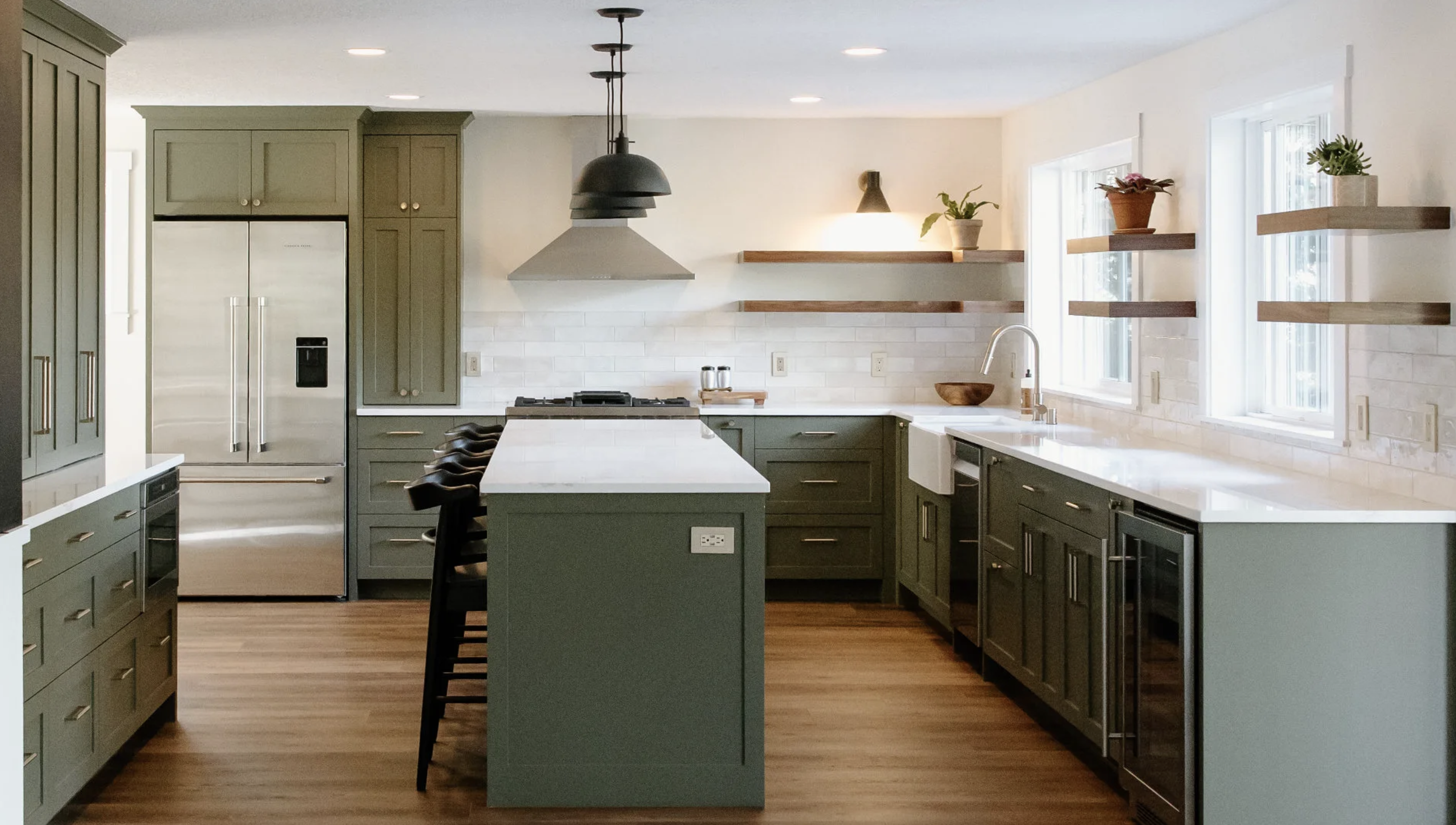 Elegant kitchen remodel in Vancouver, WA