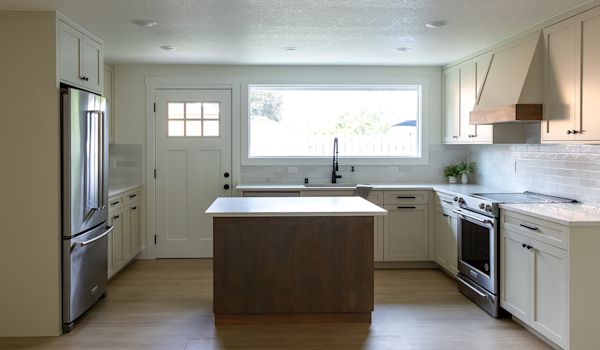 Modern Kitchen Remodel in Vancouver, WA | 98684