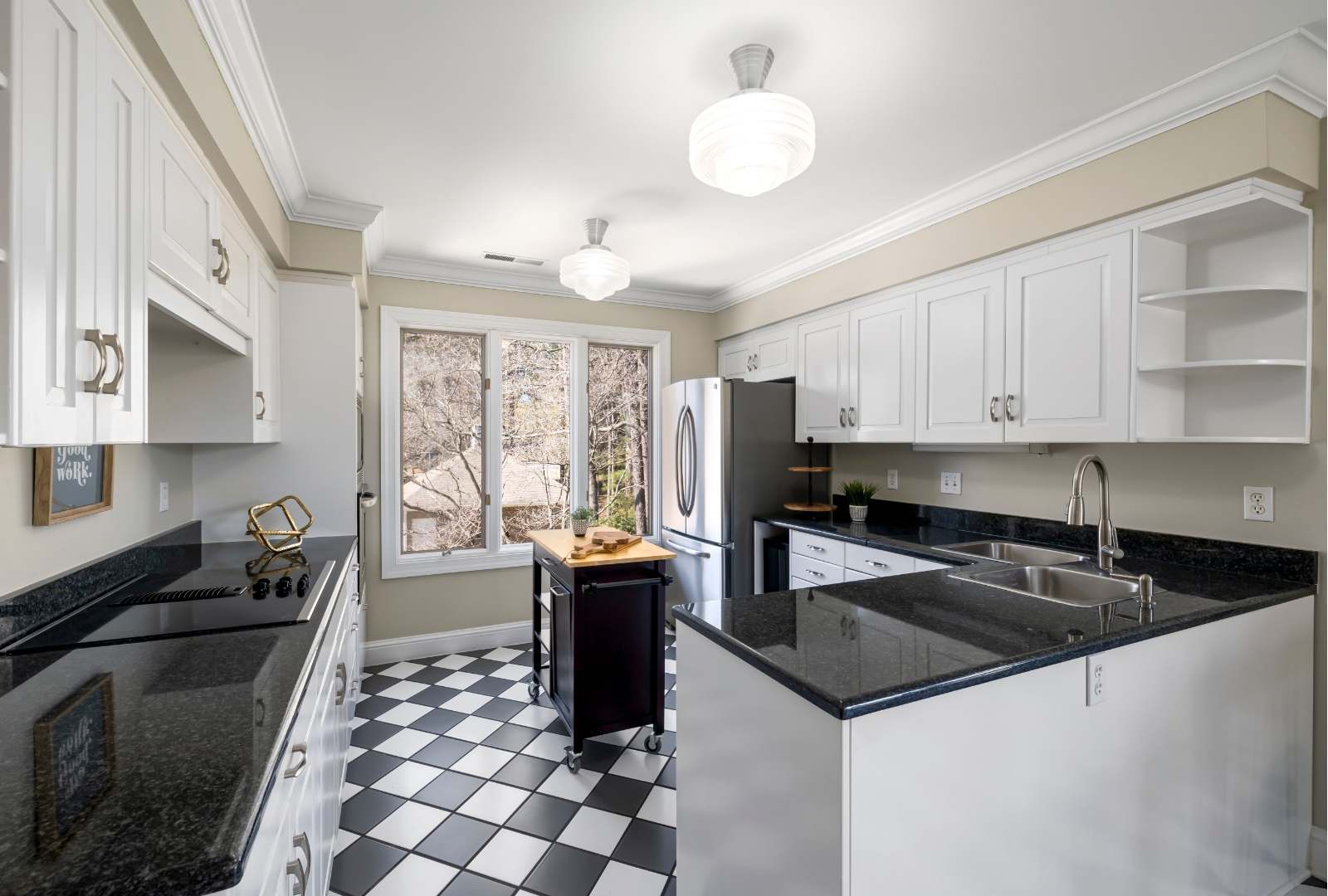 Contemporary Kitchen with Checkered Floor Tiles