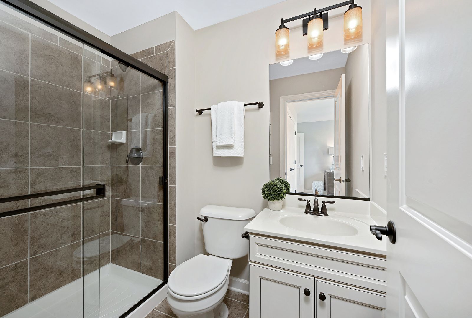 10 Creative Small Bathroom Design Ideas