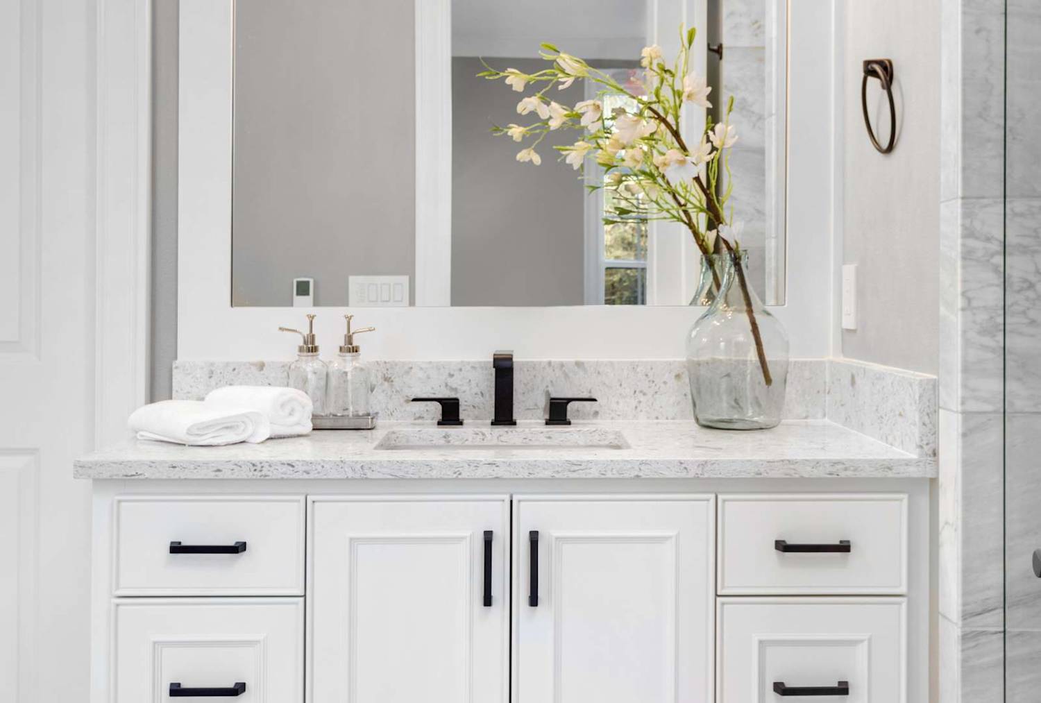 Luxury on a Budget: 8 Bathroom Vanity Remodel Tips