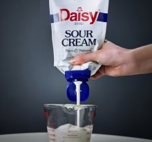 Daisy Sour Cream Case Thumb