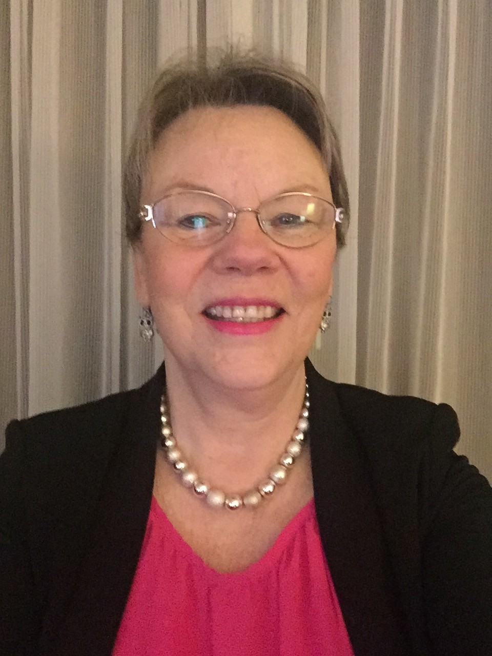 Jill Malloy Headshot