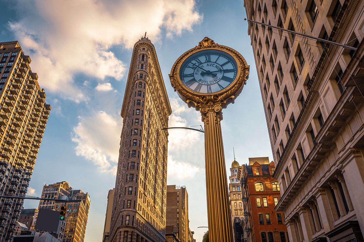 Outside view of the Flatiron Building 