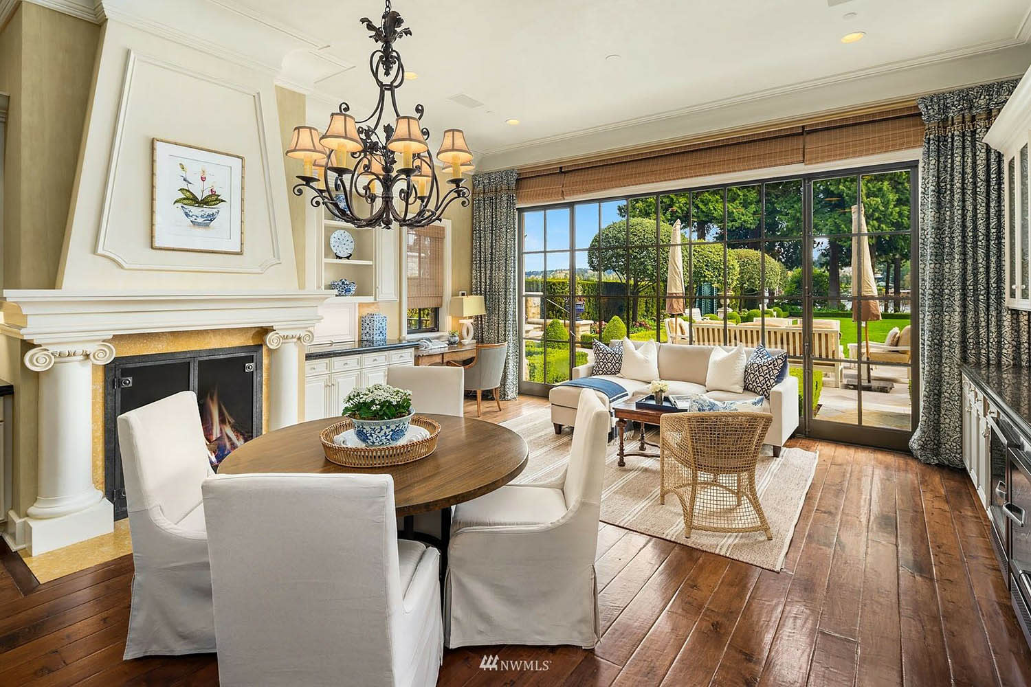 A look inside the dining room and greeting area. 