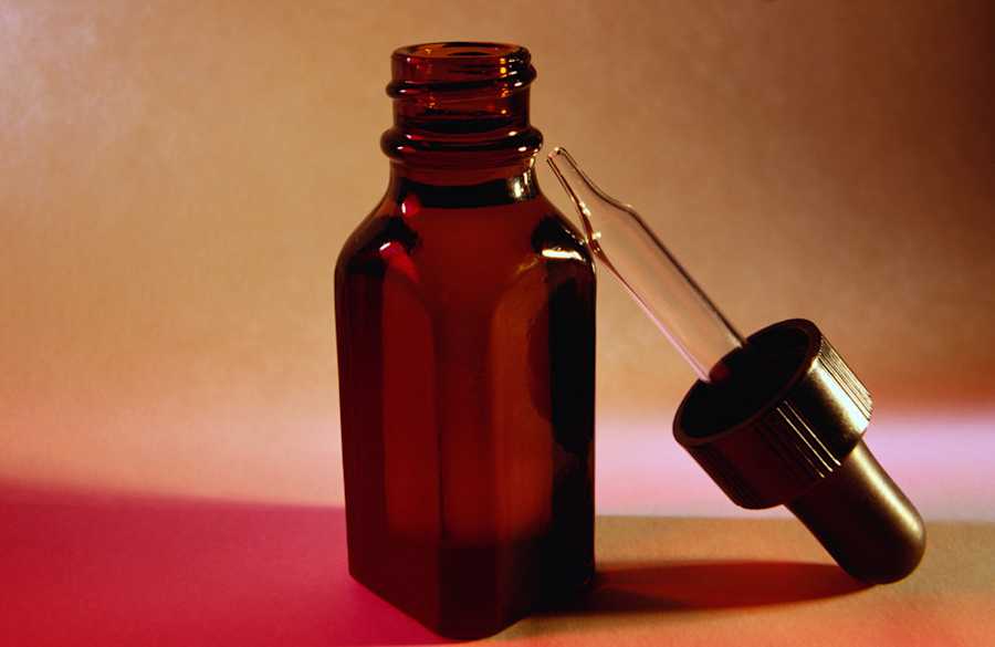 Un Solucionador de Axilas: Aceite de Árbol de Té para el Alivio Aceite de árbol de té para las axilas