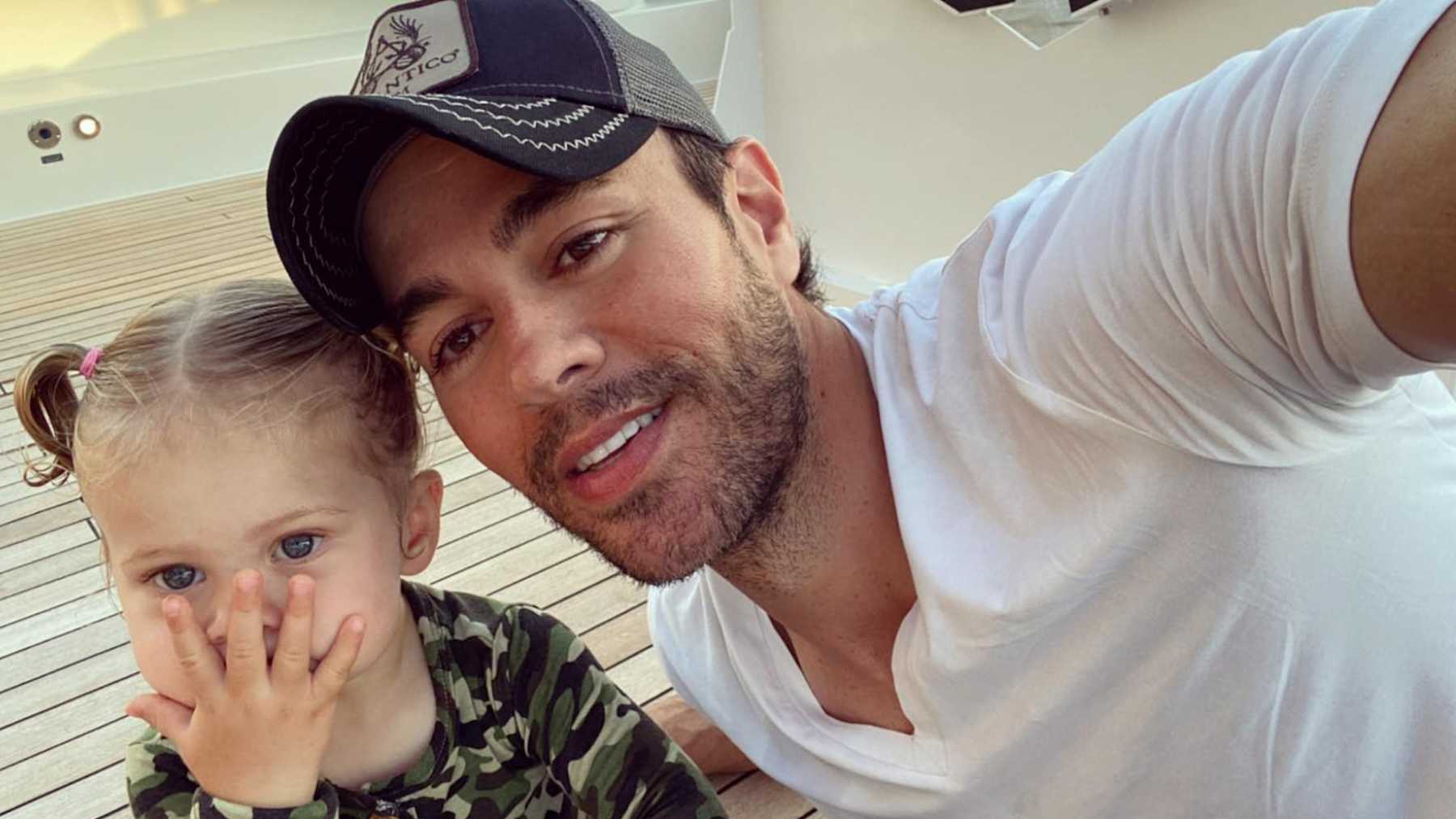 Los hijitos de Enrique Iglesias en sus momentos más tiernos
