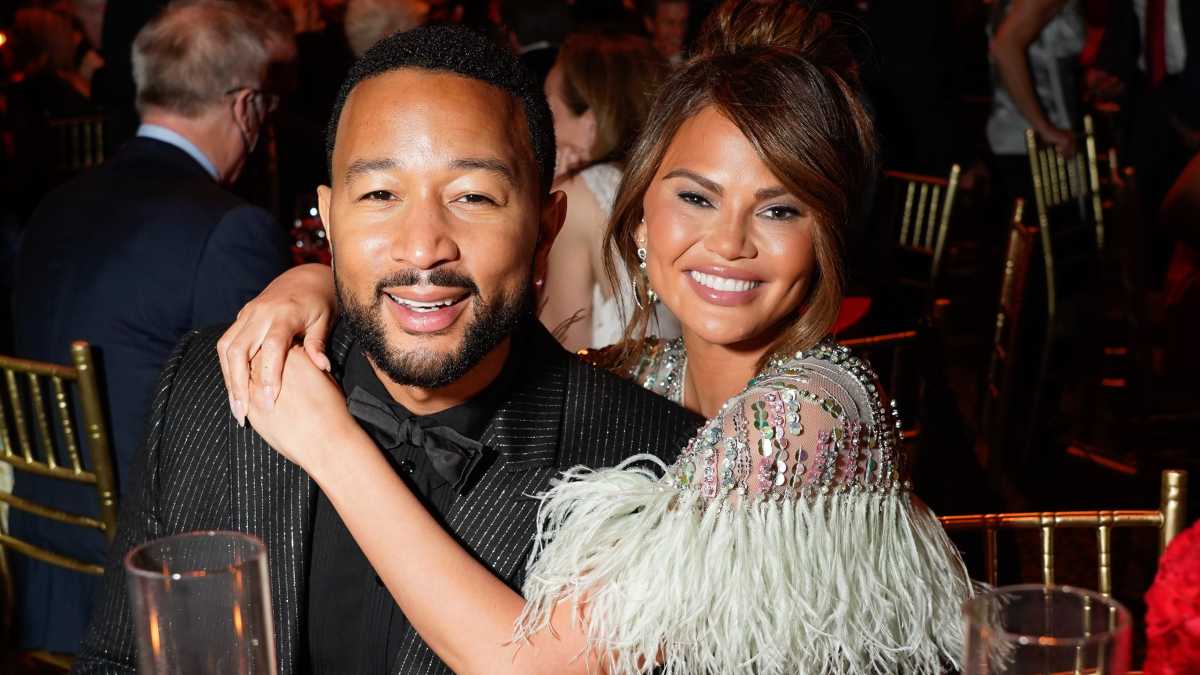 Chrissy Teigen announces she’s pregnant nearly 2 years after loss of ...