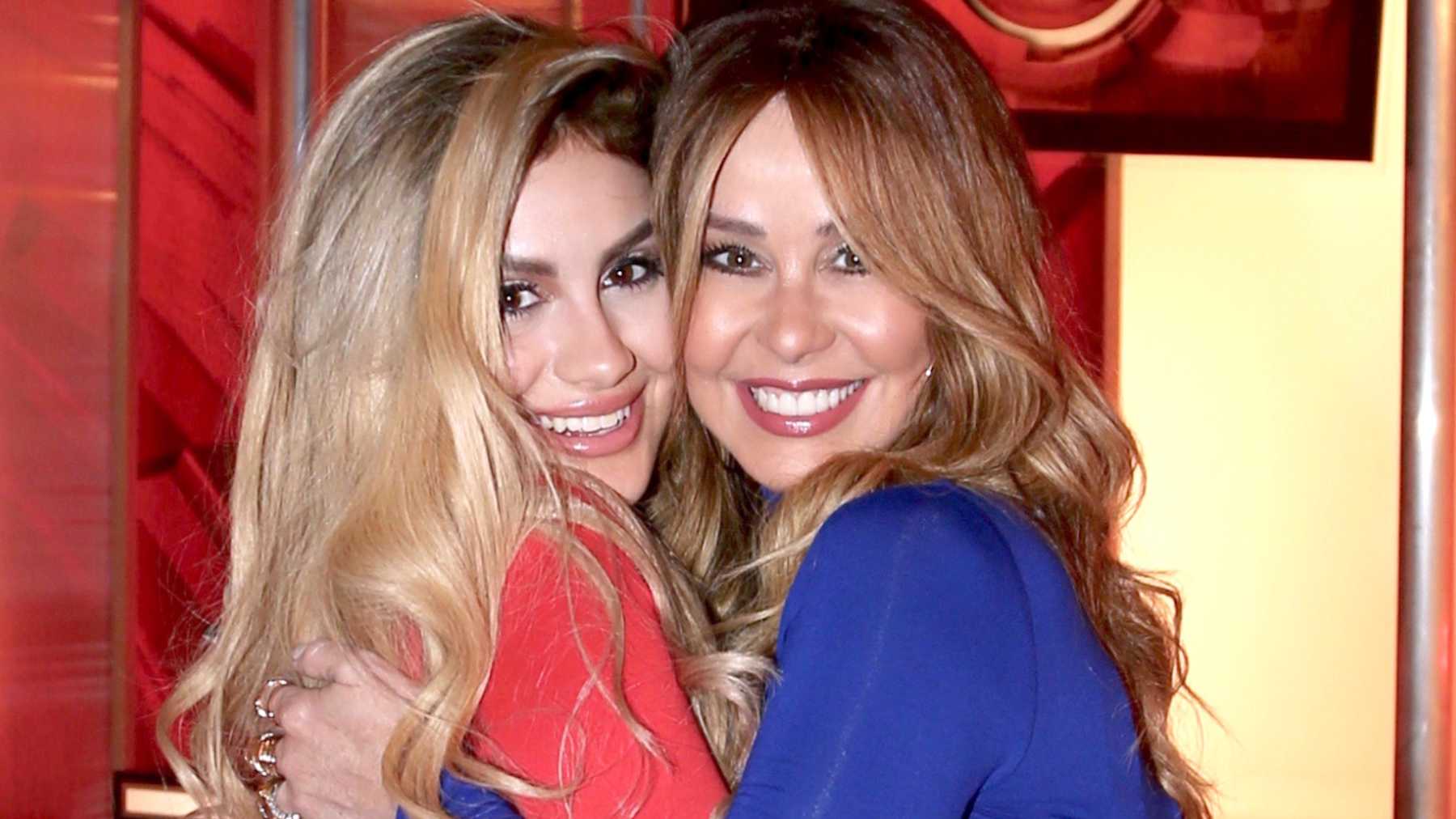 Myrka dellanos y su hija alexa en 15 fotos que muestran su bellísima Myrka Dellanos y su hija Alexa en 15 fotos que muestran su bellísima