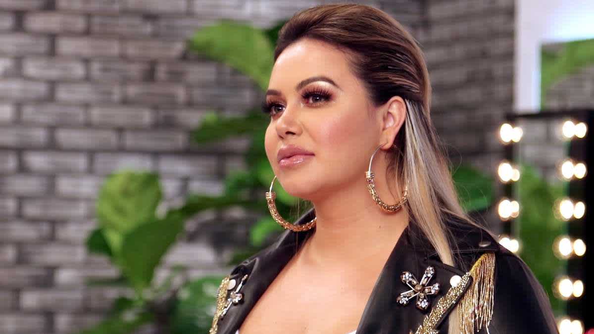 Jenni Rivera's Daughter 'Chiquis' Denies Alleged Romance With Stepfather