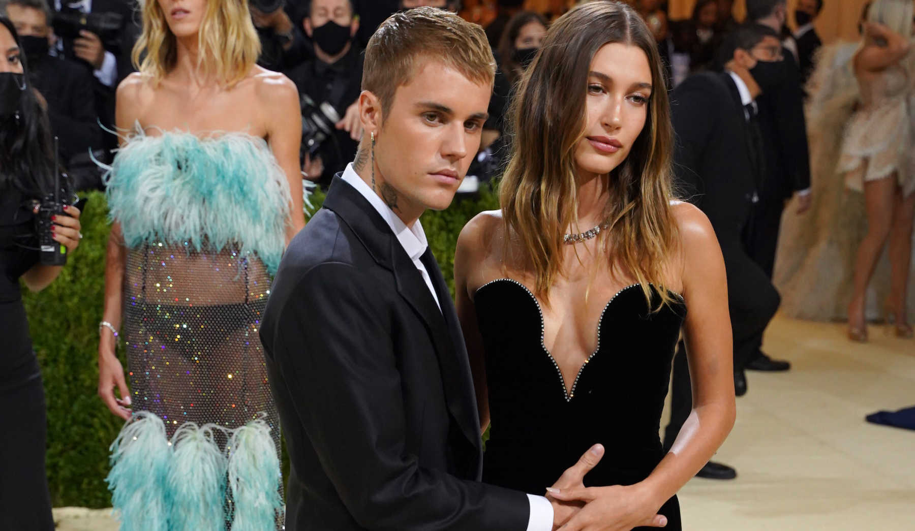 Hailey Bieber pregnancy rumors swirl following night out—is she ...