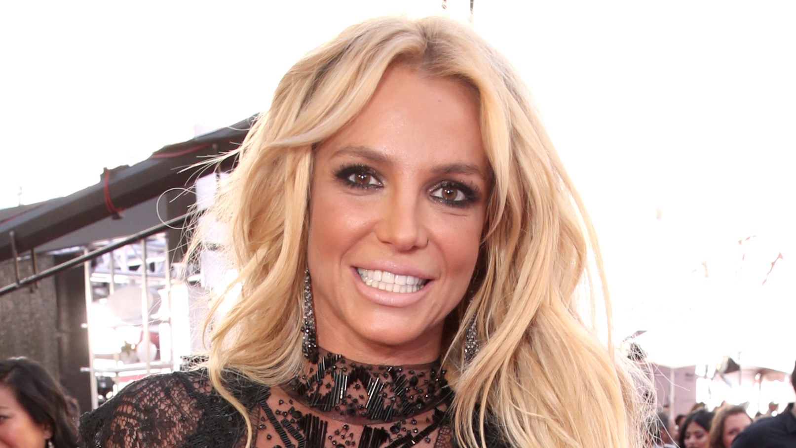 Britney Spears Finally Shares Why She Shaved Off Her Hair & Other ...