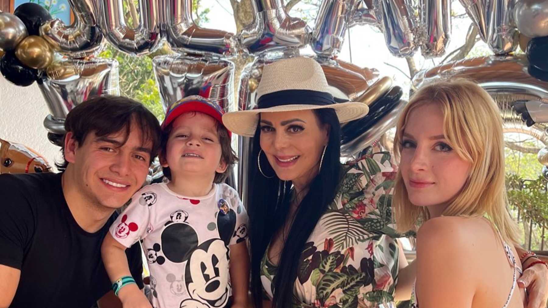 Maribel Guardia Celebra El Cumpleanos De Su Hijo Y De Su Nieto Con Bella Fiesta Mamaslatinas Com Maribel Guardia Celebra El Cumpleanos De Su Hijo Y De Su Nieto Con Bella Fiesta Mamaslatinas Com