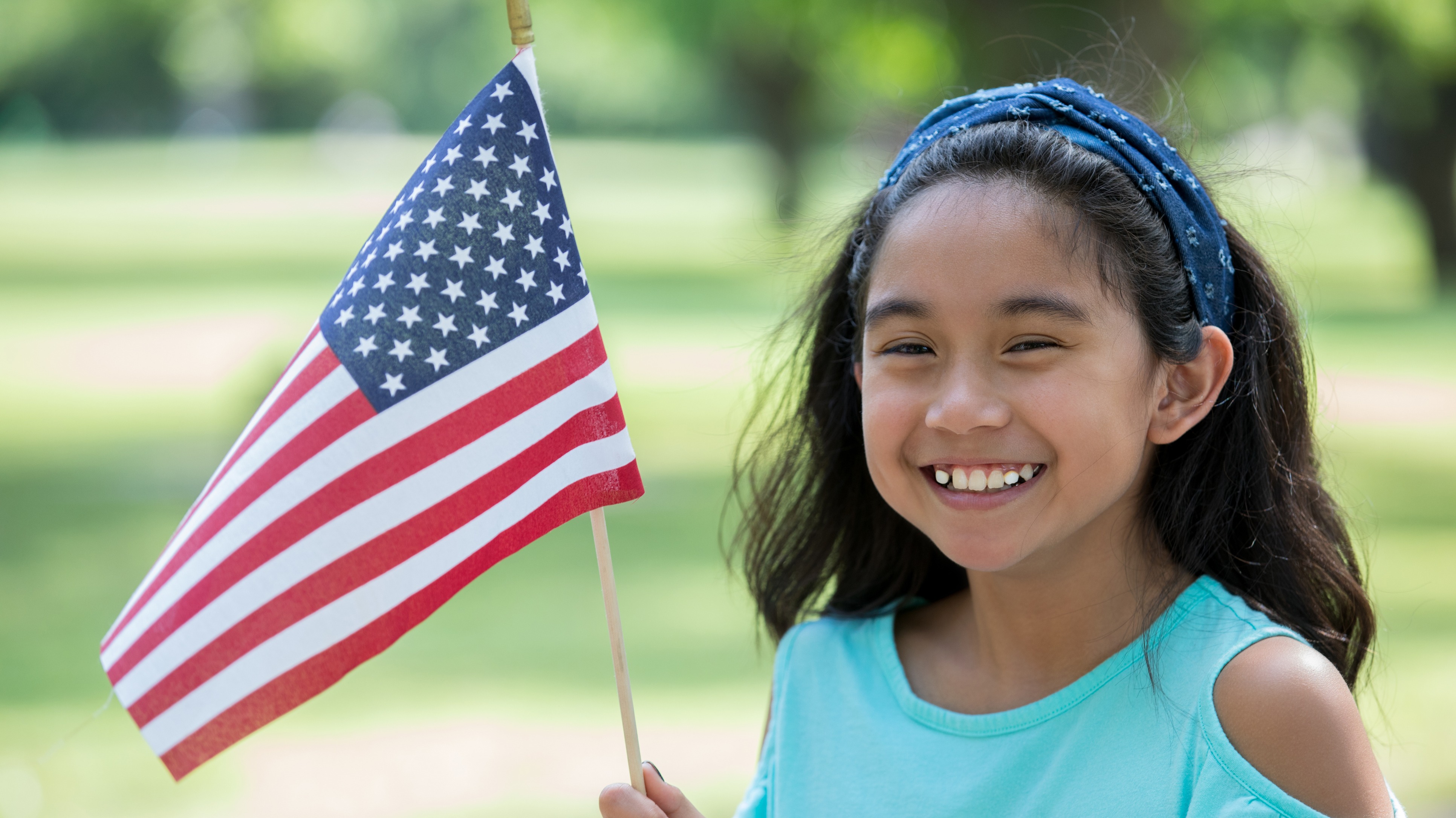 Flag Day Meaning, history & how to celebrate it with your family