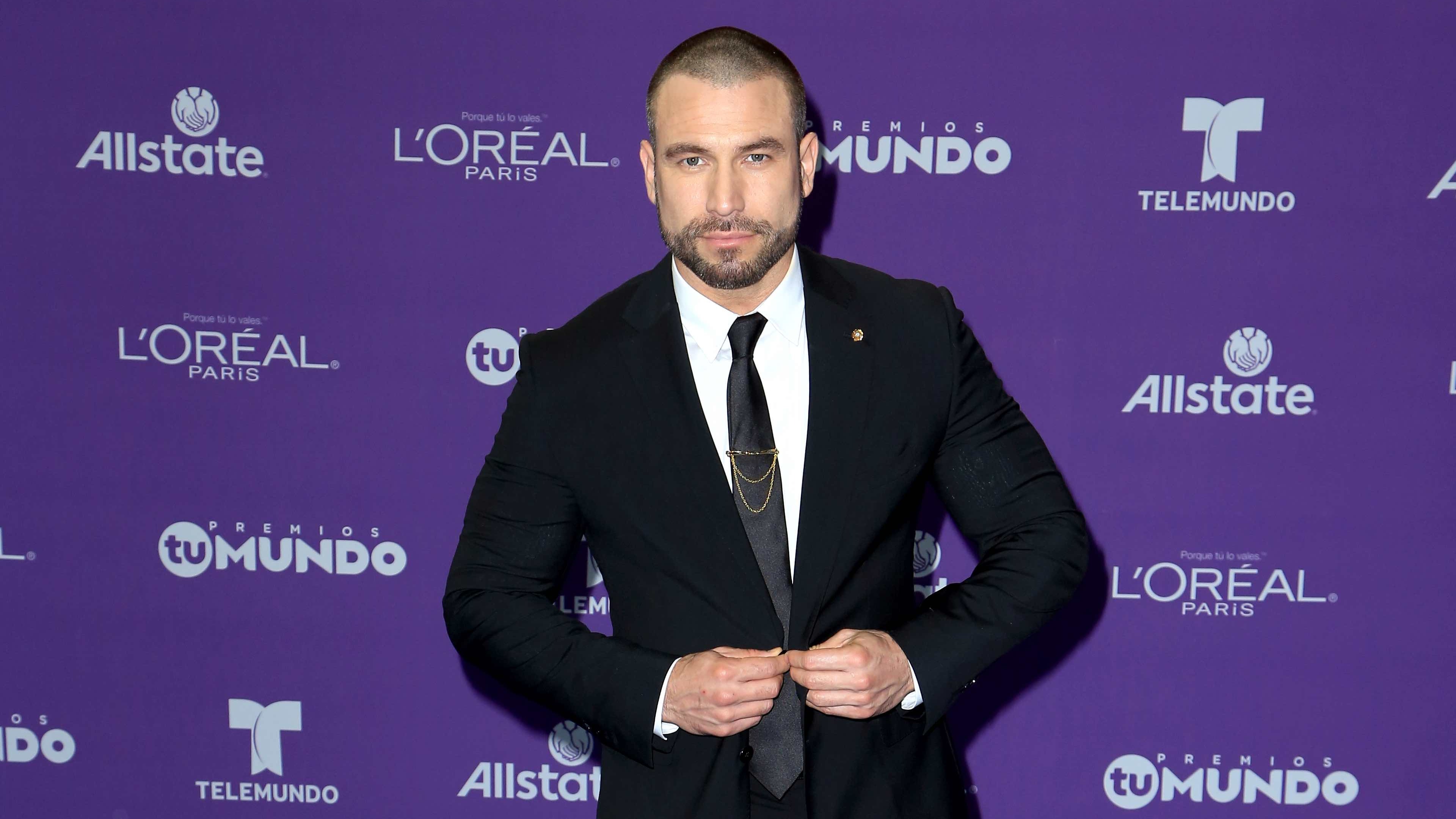Rafael Amaya impacta con radical cambio físico y revelan qué hay detrás ...