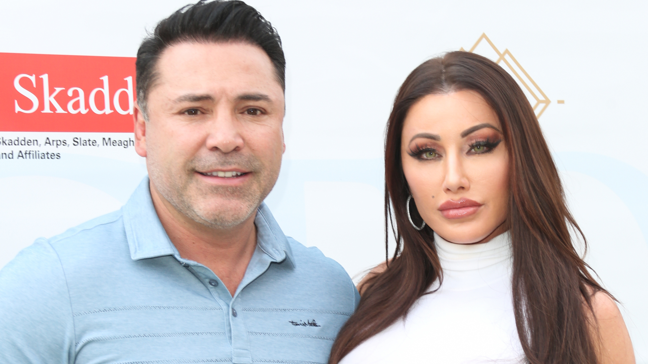 Todo sobre la nueva novia de Óscar de la Hoya, Holly Sonders