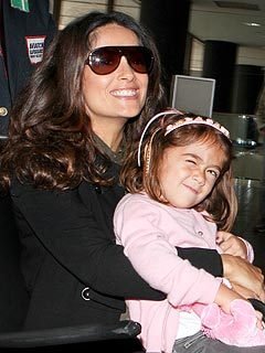 Gasp Salma Hayek Mistakenly Told Her Baby Had Down Syndrome While Pregnant Mamaslatinas Com