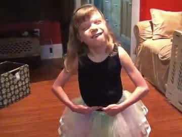 10-year-old girl with autism proves to world she is a true ballerina ...