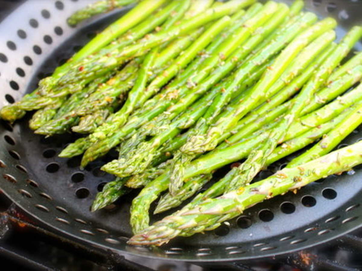Delicias saludables: Croquetas de setas y gambas con la Thermomix 10 Moncloa Espárragos a la parrilla