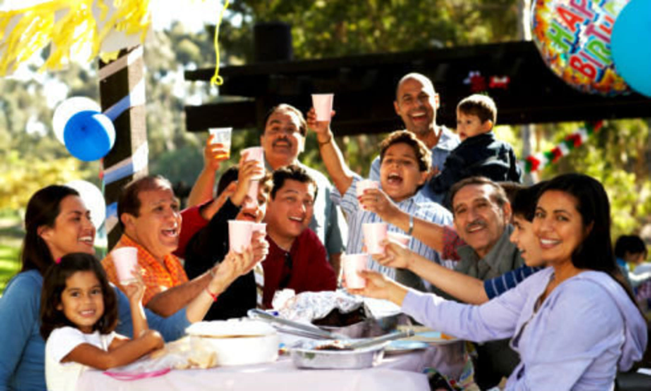 20 Signs that you were raised by Latino parents | MamasLatinas.com