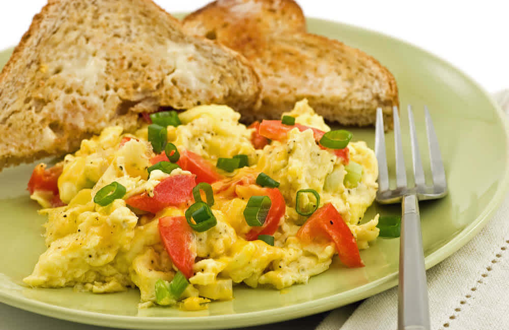Con sólo 100 calorías esta receta de revoltillo de huevos es el desayuno  que te hará perder peso 