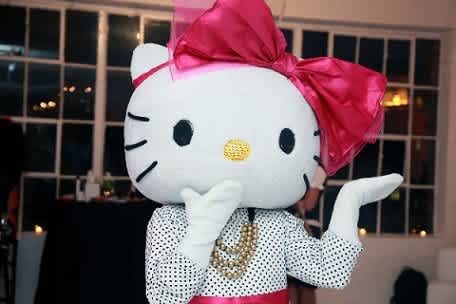Hello Kitty is not a cat? - CNET