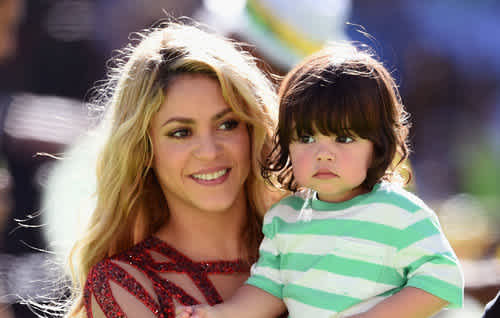 Shakira Opens Up About Her Shocking Childhood Mamaslatinas Com