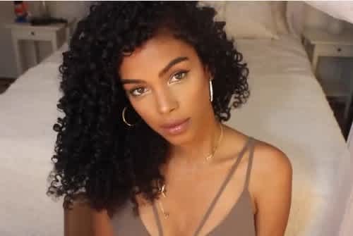 10 Latina YouTube beauty gurus you NEED