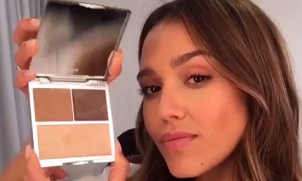 WATCH Jessica Alba shows you how easy it is to contour like a pro