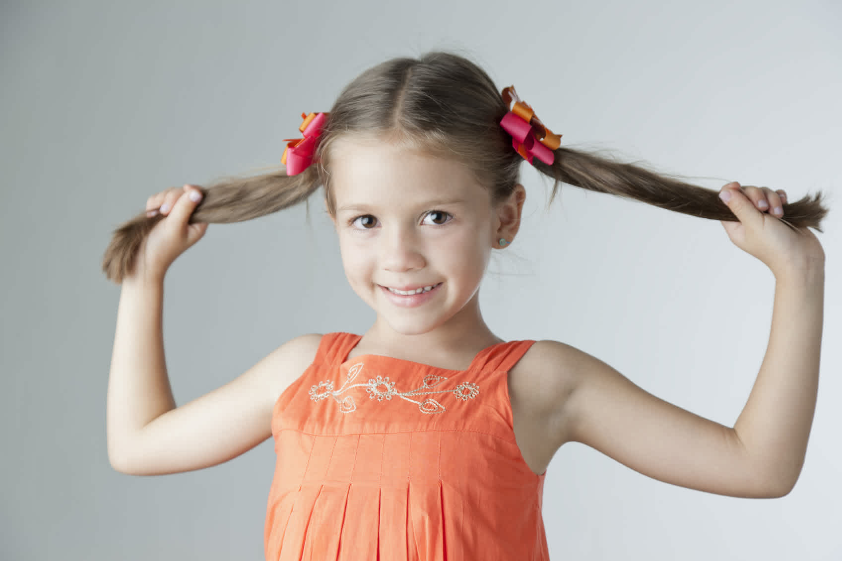 6 Accesorios para el cabello de tu hija perfectos para la escuela