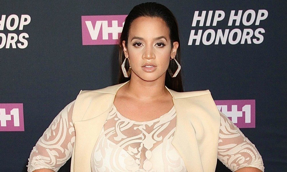 Dascha Polanco proudly shows off cellulite while vacationing in DR & we