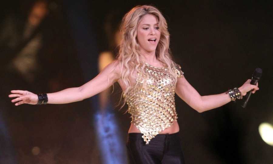 WATCH Shakira's hips still don't lie & this dance clip proves it