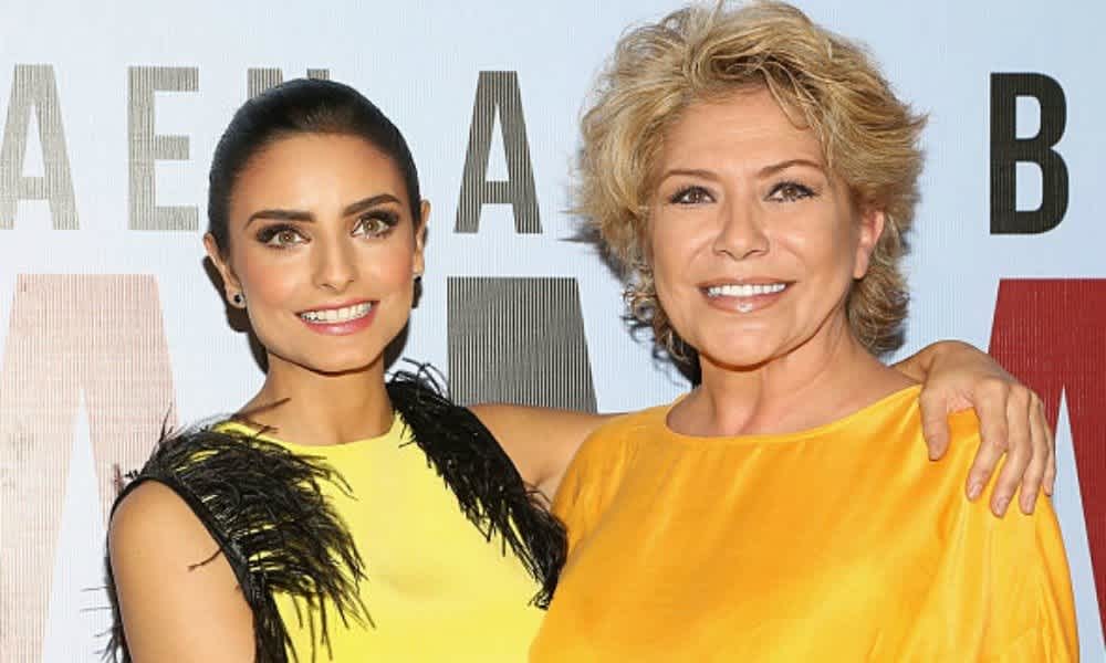Famous Latinas Who Inherited Their Beauty From Their Moms Mamaslatinas Com Famous Latinas Who Inherited Their Beauty From Their Moms Mamaslatinas Com