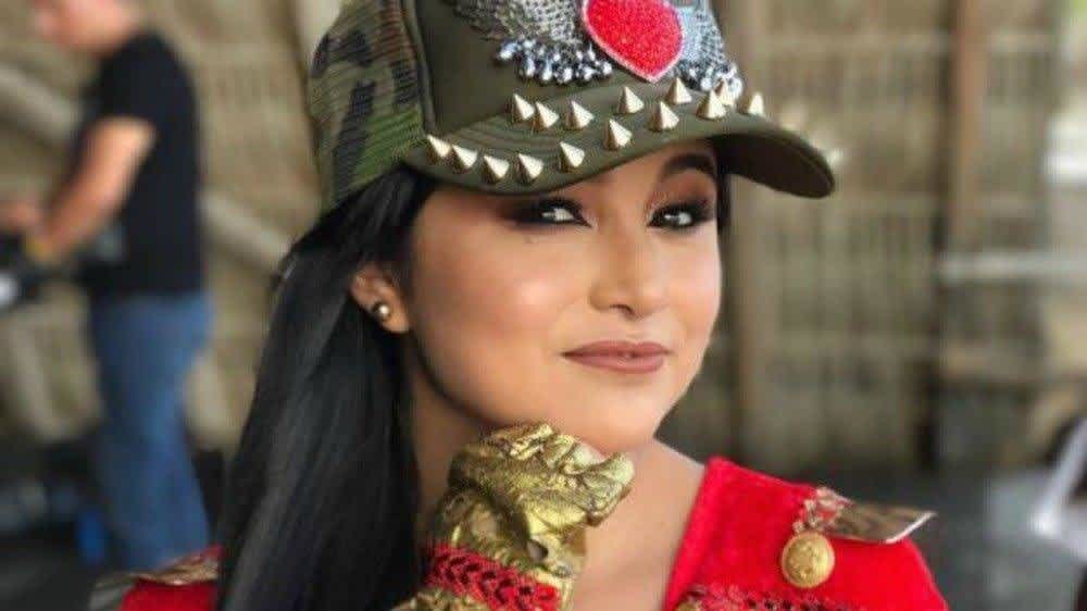 Rubi Ibarra La Quinceanera Mas Famosa Del Mundo Graba Su Primer Reggaeton Mamaslatinas Com