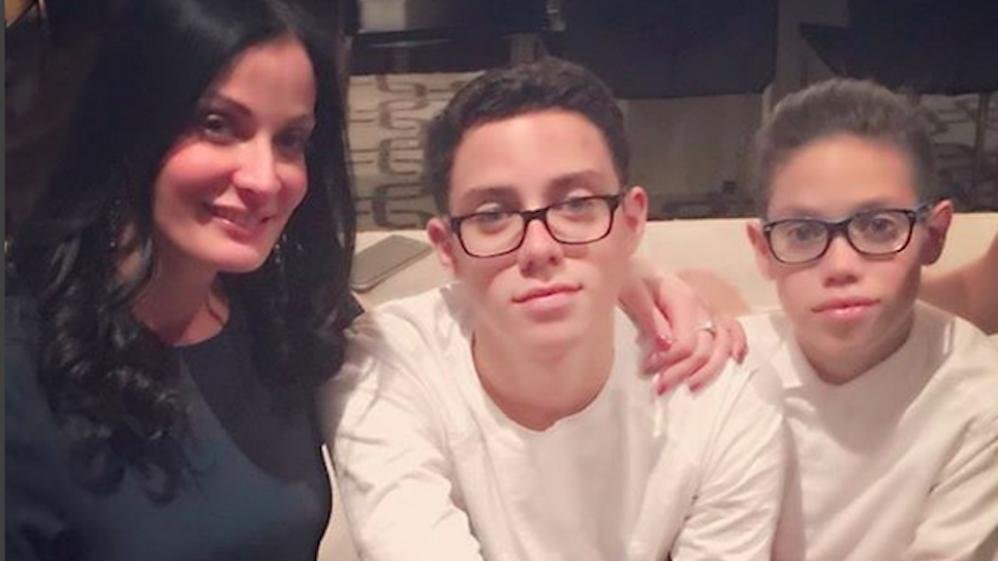 Dayanara Torres deja a sus hijos con su mamá para participar en MQB