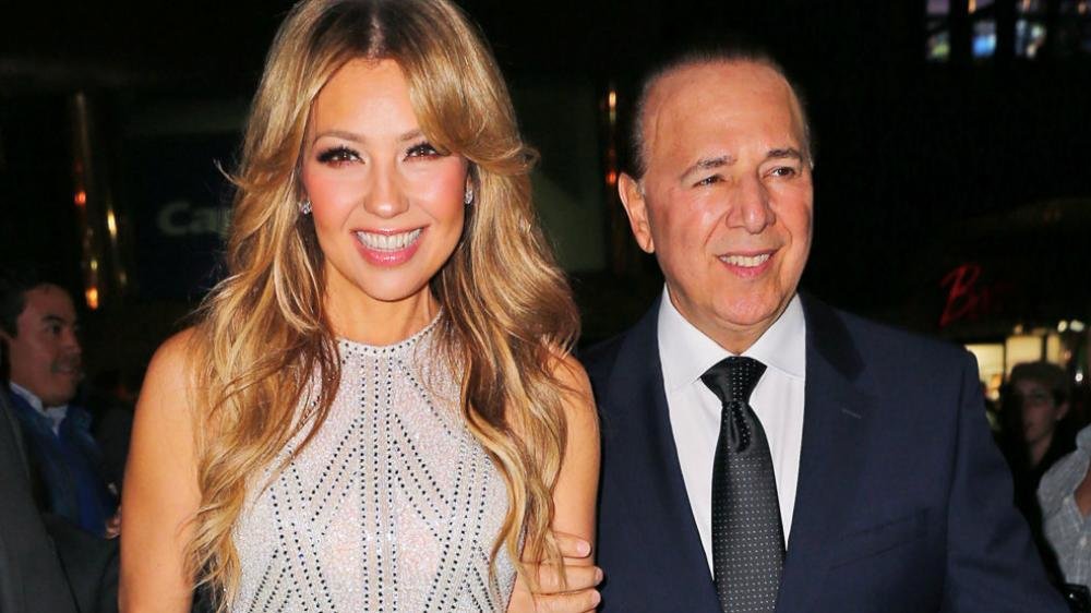 Tommy Mottola le dedica una canción de Mariah Carey a Thalía | MamasLatinas.com