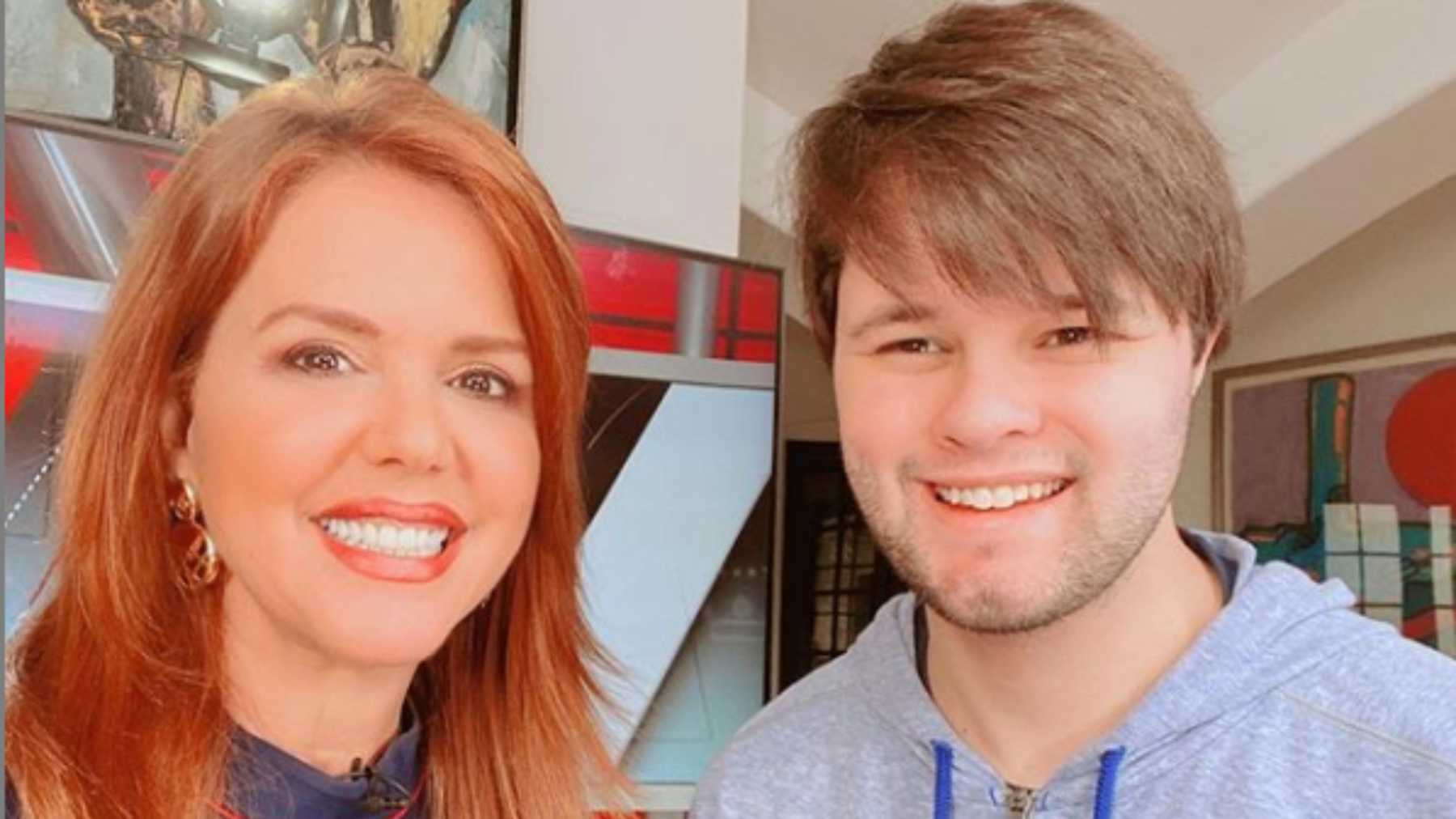 Todo sobre el hijo adoptivo de María Celeste Arrarás, quien ya tiene 21