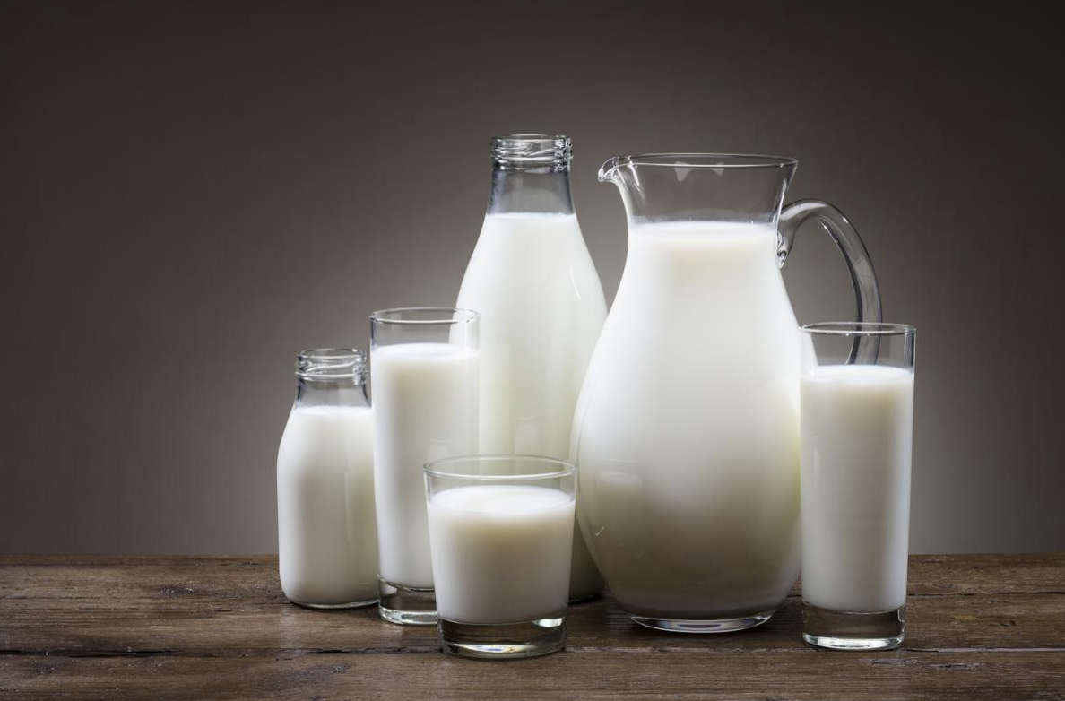 solo temperatura Reorganizar Los tipos de leche, explicados | MamasLatinas.com