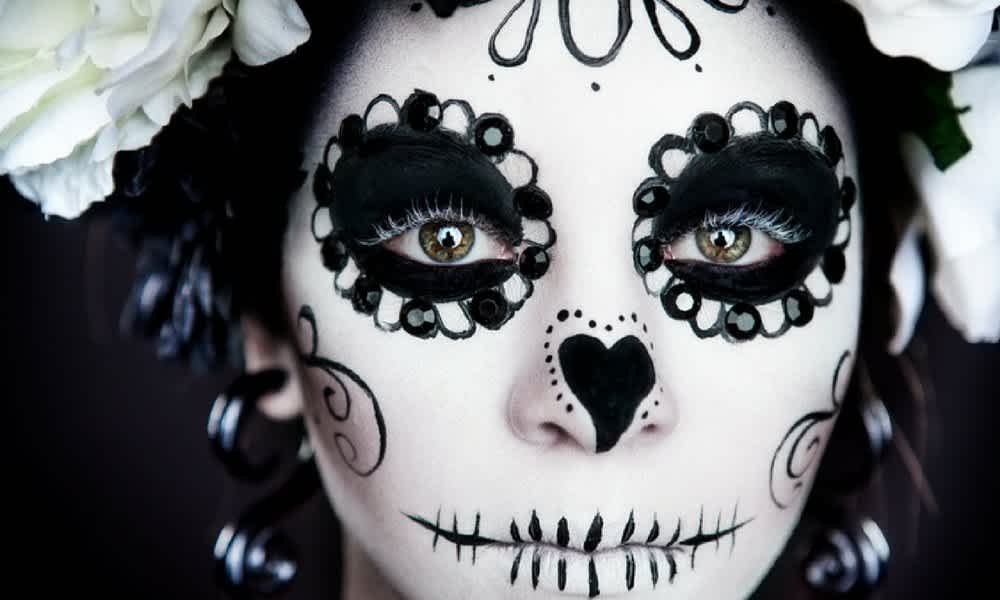 Producción Prever portón Tips de maquillaje inspirados en el Día de los Muertos | MamasLatinas.com