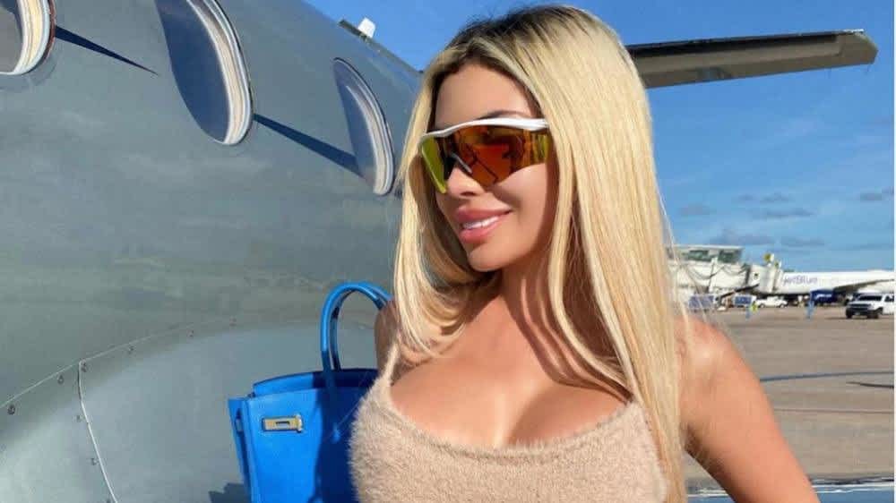 Alexa Dellanos Y Su Extravagante Vida De Lujos Y Viajes