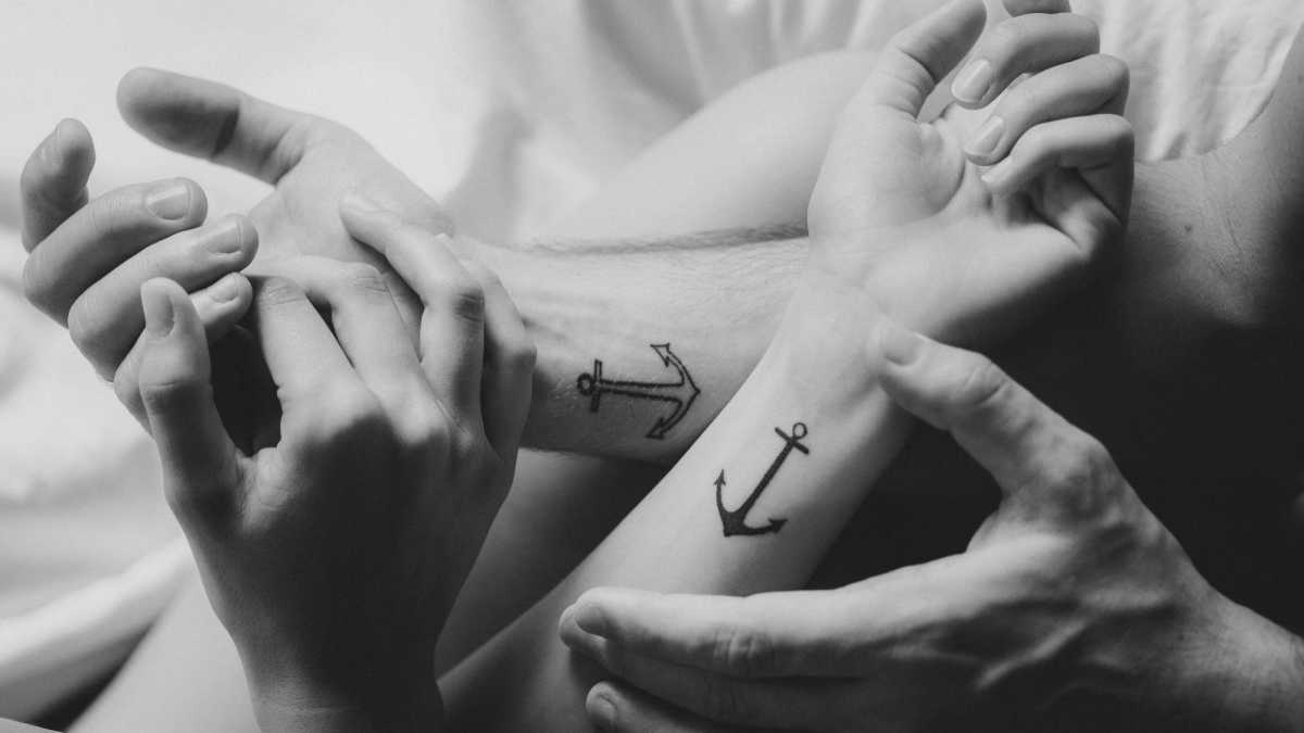 Tatuajes para parejas que no tienes que borrar si terminan |  MamasLatinas.com