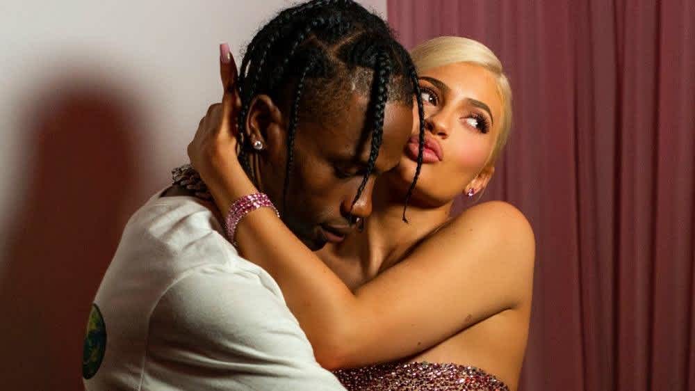 Kylie Jenner Travis Scott Share Never Before Seen Pics For Stormi S Birthday Mamaslatinas Com
