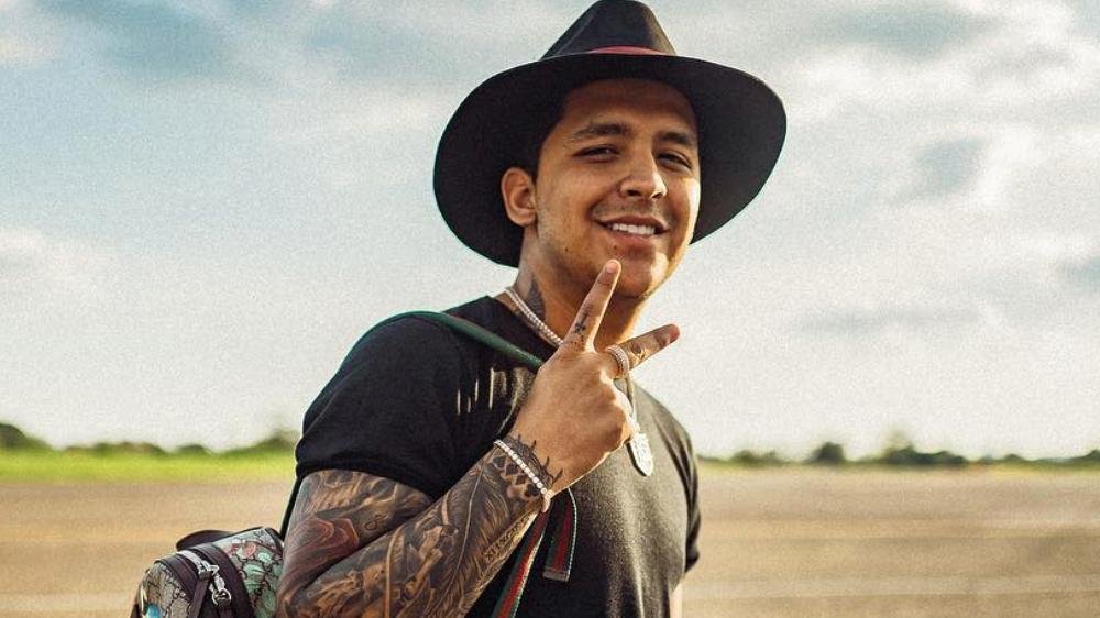 Los Famosos Mas Guapos De La Musica Regional Mexicana Mamaslatinas Com