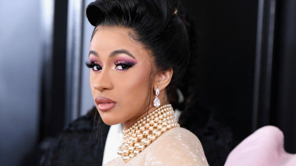 Cardi B Sues Vloggers For Defamation | MamasLatinas.com