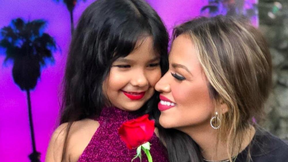 Mom throws daughter beautiful Selenathemed birthday bash