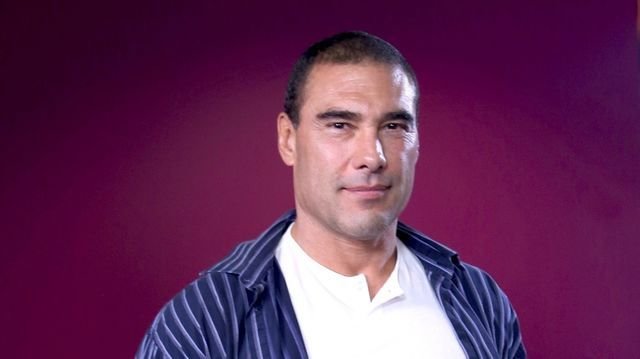 Eduardo Yanez Se Niega Pagar Us 200 Mil Por Cachetada A Reportero Mamaslatinas Com